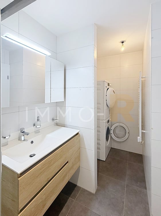 Ravissant appartement de 3.5 pièces avec grand balcon et vue dégagée 8
