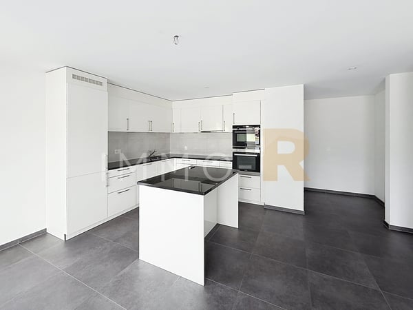 Ravissant appartement de 3.5 pièces avec grand balcon et vue dégagée 2