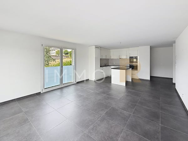 Ravissant appartement de 3.5 pièces avec grand balcon et vue dégagée 3