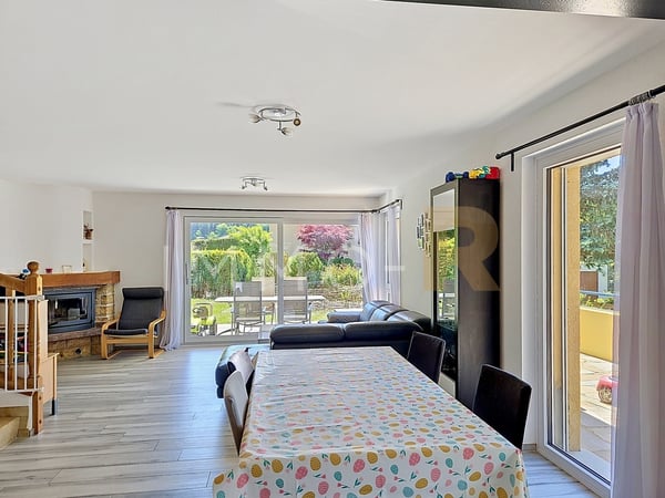 Maison mitoyenne avec jardin 3