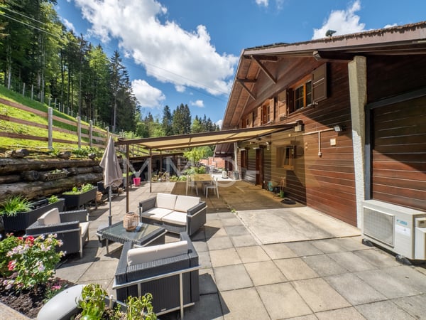 Chalet individuel avec terrain de 1018m2 et potentiel de création d'un appartement indépendant 2