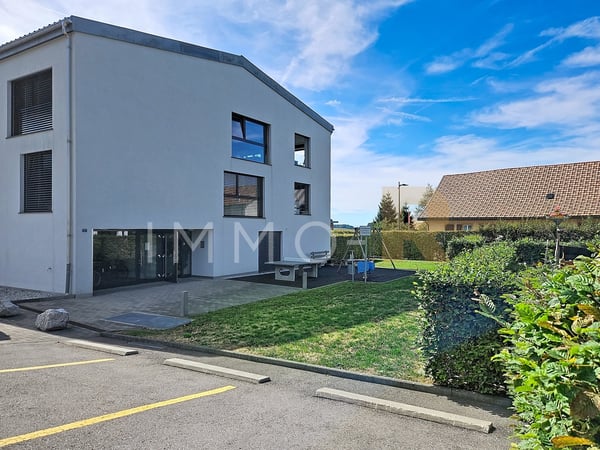 Ravissant et spacieux 4.5pces  avec Loggia 1