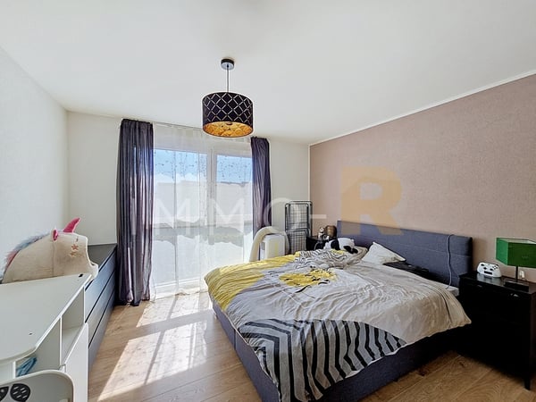 Ravissant et spacieux 4.5pces  avec Loggia 10