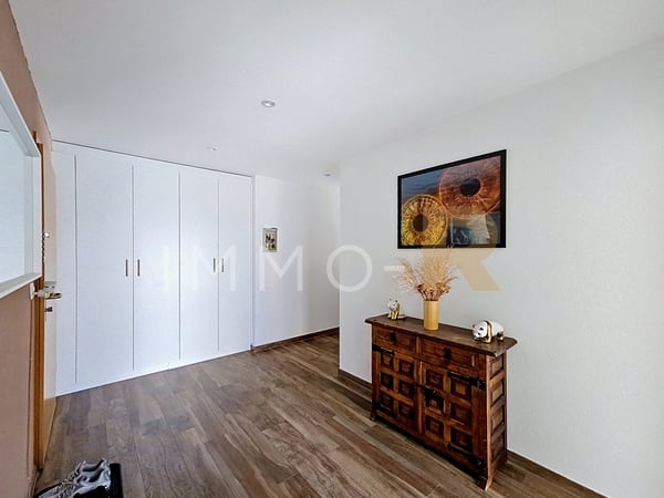Ravissant et spacieux 4.5pces  avec Loggia 4
