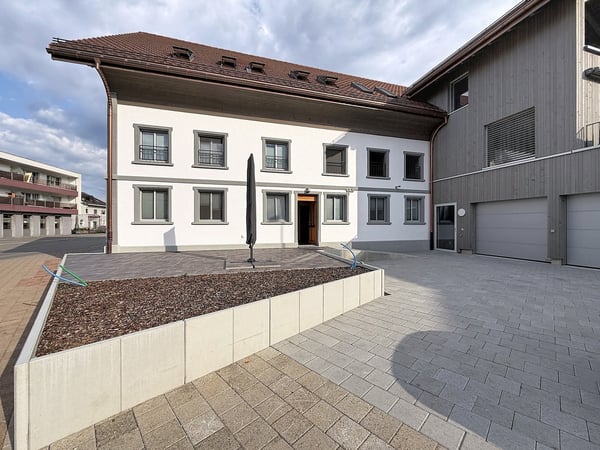 Charmant appartement de 2,5 pièces au coeur du village 1