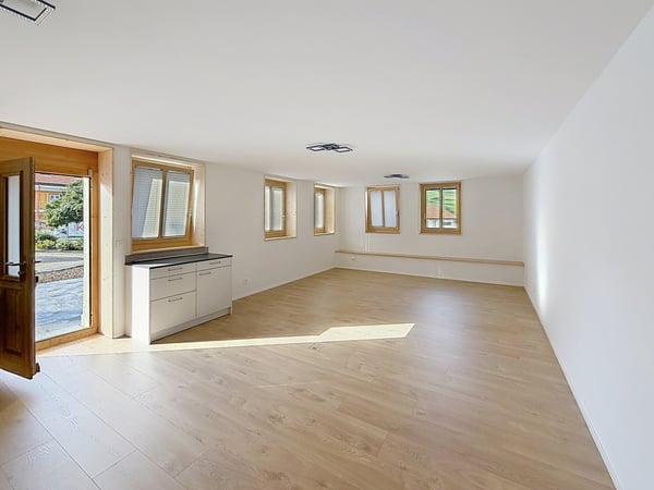 Charmant appartement de 2,5 pièces au coeur du village 3
