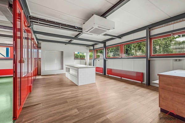 Vielseitiges Gewerbe- und Einzelhandelsobjekt mit Tiefgarage 2