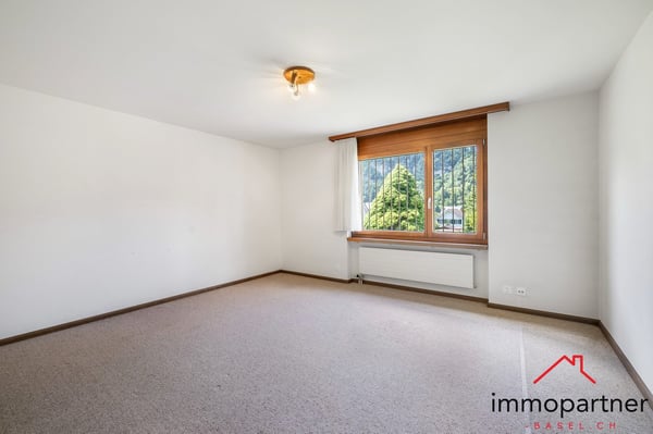 Freistehendes Einfamilienhaus mit Potenzial an ruhiger Hanglage 9