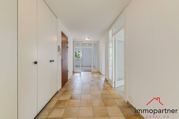 Attraktive 4.5-Zimmerwohnung in zentraler Lage 8