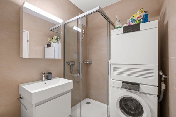 4.5-Zimmer-Wohnung mit grossem Balkon & Abendsonne in Steinhausen 10
