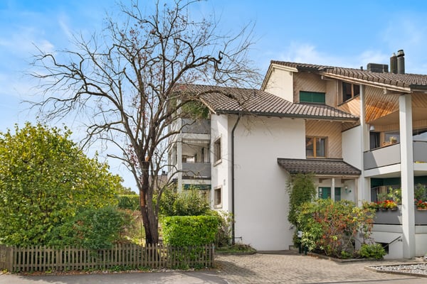 5.0-Zimmer-Maisonette-Gartenwohnung (130m2) an ruhiger Lage nahe Ortszentrum Baar