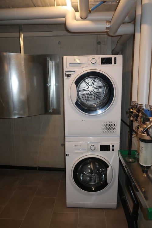 Modernes Doppeleinfamilienhaus in Untereggen 20