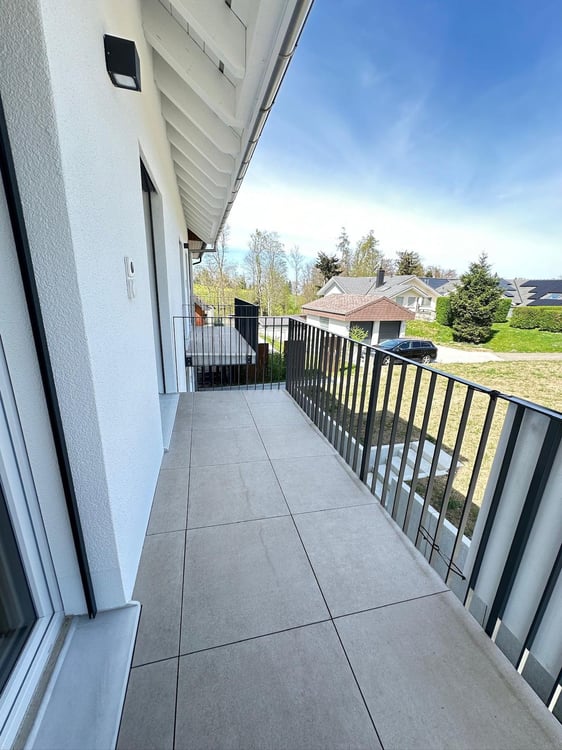 Modernes Doppeleinfamilienhaus in Untereggen 17