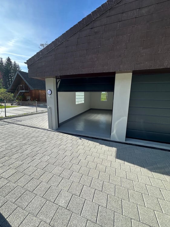 Modernes Doppeleinfamilienhaus in Untereggen 18