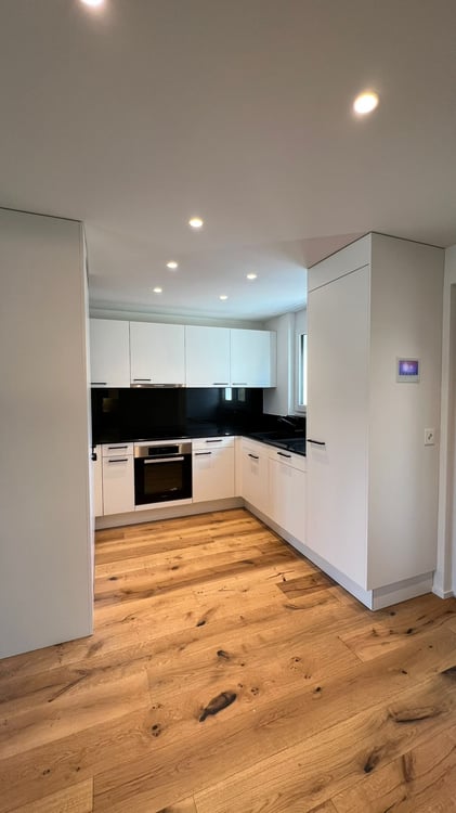 Modernes Doppeleinfamilienhaus in Untereggen 10