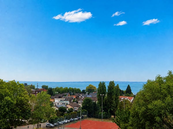 Wohnen über drei Etagen – exklusive 3½-Zimmer-Triplex mit Dachterrasse und Seesicht 2