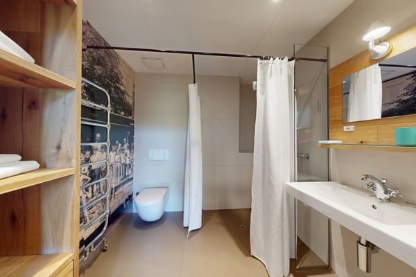 Hotel Alpenblick – Spacious Family Studio in the Heart of Bern! 7