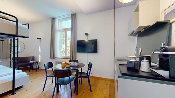 Hotel Alpenblick – Spacious Family Studio in the Heart of Bern! 4