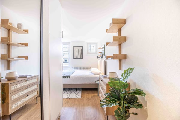 ✨ Studio Meublé et Rénové à Louer – Rue Saint-Laurent 33/35, Lausanne ✨ 3