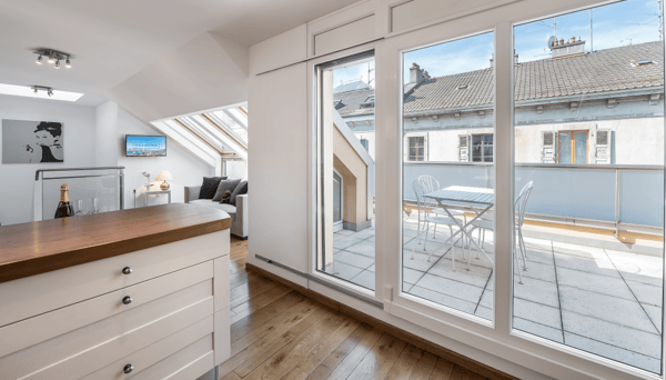 Beautiful Duplex with Two Bedrooms and Large Terrace – Geneva Plainpalais! 2