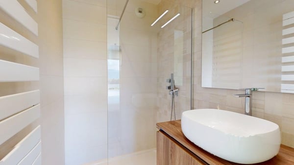 Modern 3 Bedrooms Apartment with Open View – Close to United Nations 11