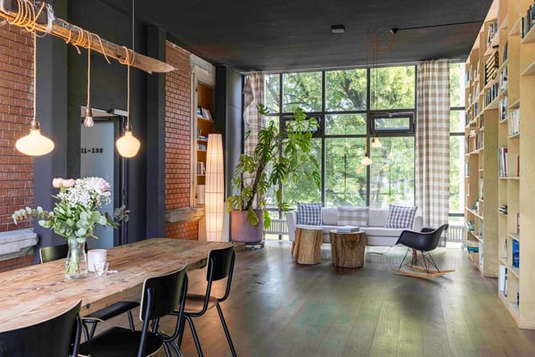 Spacious Deluxe 3-Bedroom Apartment with 2 Balconies – Bern, Kaserne 8