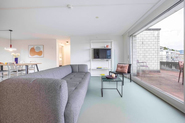 Spacious Deluxe 3-Bedroom Apartment with 2 Balconies – Bern, Kaserne 4