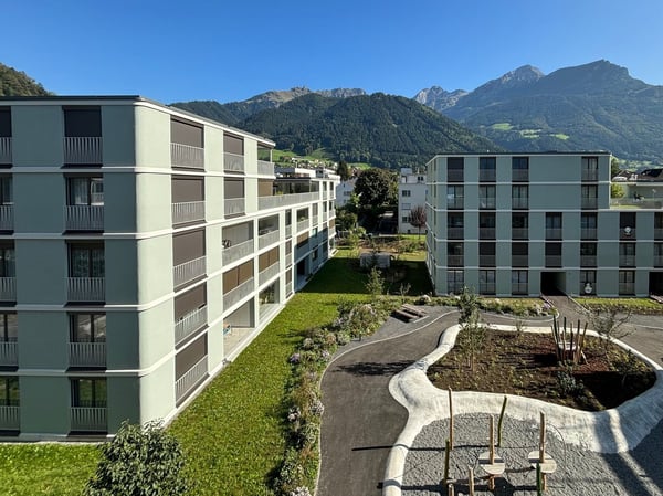 3 ½-Zimmer Neubauwohnung 12.32 mit eigenem Dachgarten und Weitsicht