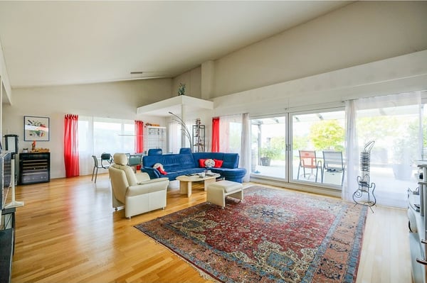 Einzigartige und aussergewöhnliche 1.5 Zimmer-Maisonettewohnung in ehemaligem Druckereigebäude 5