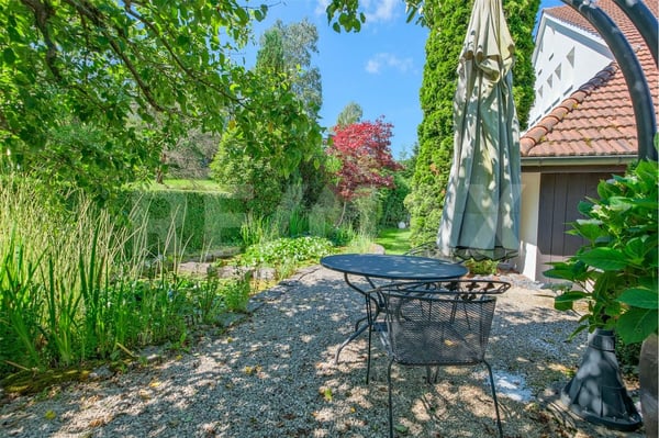 1.5 Zimmer-Einfamilienhaus an idyllischer Lage 12