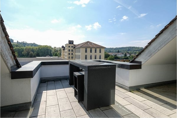 Vielseitig nutzbare Büro- oder Praxisflächen in repräsentativem Gebäude zu vermieten! 11