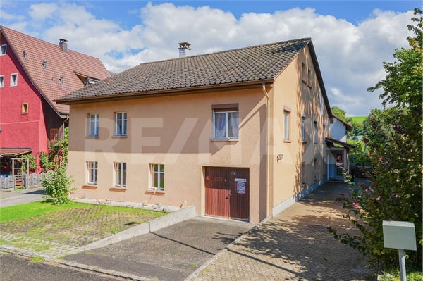 Freistehendes Haus mit Renovationsbedarf - viel Platz für Wohnen/Arbeiten oder Hobby 12