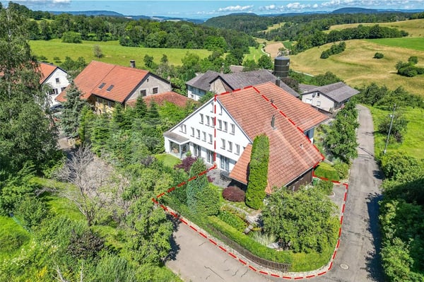 1.5 Zimmer-Einfamilienhaus an idyllischer Lage 1