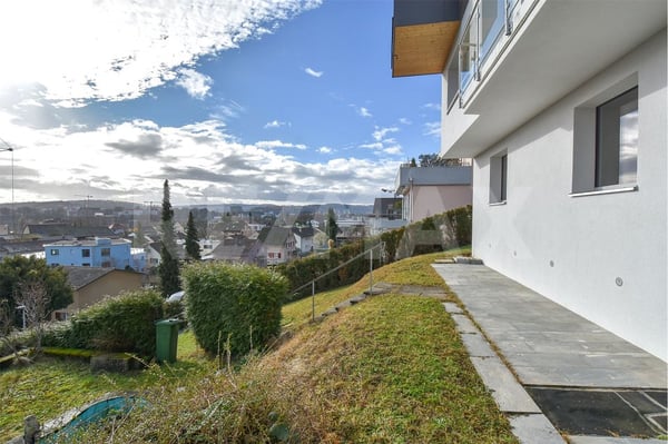 Exklusives Wohnerlebnis mit Panoramablick auf die Alpen 12