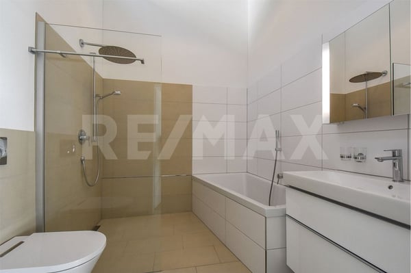 Exklusives Wohnerlebnis mit Panoramablick auf die Alpen 6