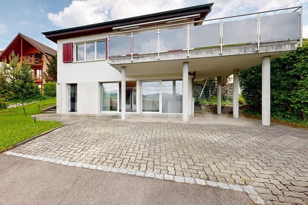 5 Zimmer-Einfamilienhaus mit gedeckter Pergola und Wintergarten 7