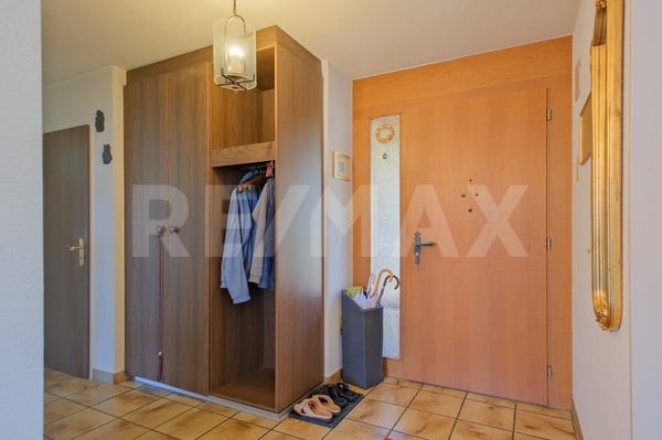 Freistehendes 5.5 Zimmer-Einfamilienhaus mit grossem Garten und Doppelgarage 9
