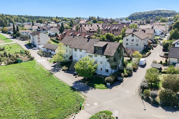 Grosszügige Dachmaisonette-Wohnung am Bauzonenrand 2