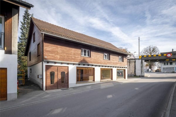 Geräumiges Gewerbeobjekt mit Potenzial 2