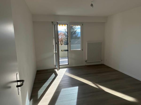 Frisch renovierte Wohnung mit herrlichem Ausblick 9