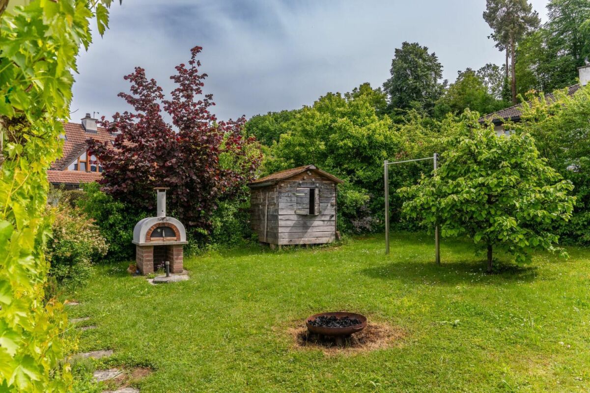 Familienparadies mit grossem Garten