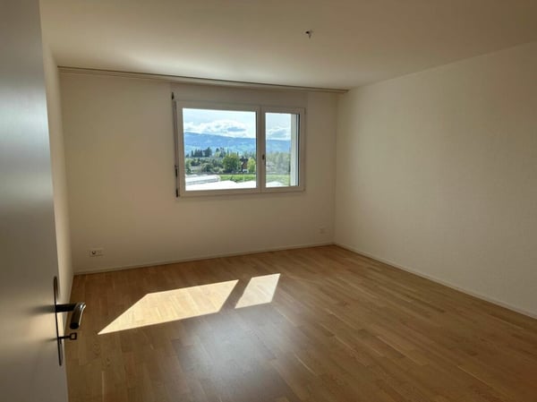 Grosszügige 2.5-Zimmer-Wohnung an ruhiger Lage 9