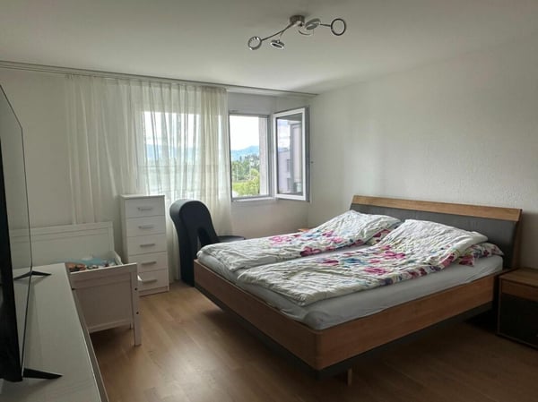 Grosszügige 3.5-Zimmer-Wohnung an ruhiger Lage 7