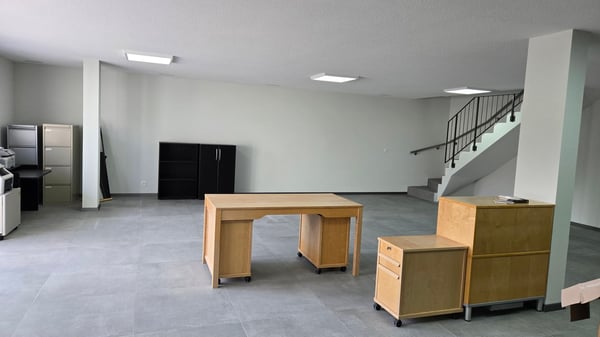 Surface professionnelle à louer à 15 minutes de Fribourg 8