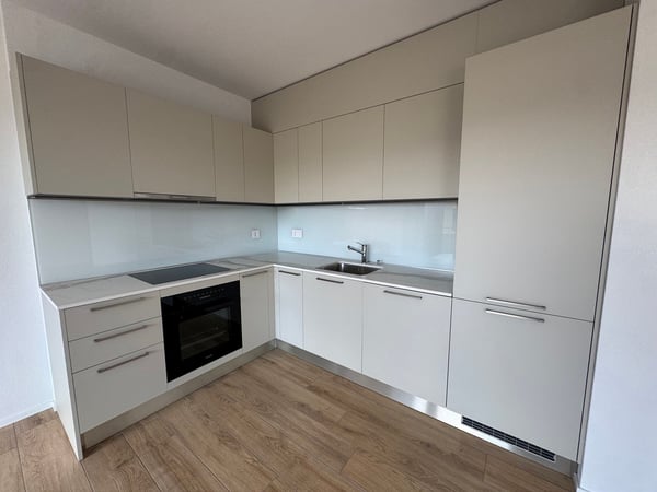 05696 - Appart. 3½ PCES - IMP. CHAMP-RIOND 24 - MATRAN 5