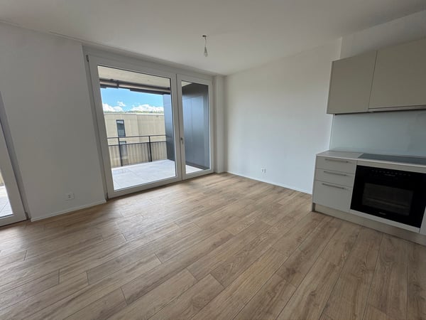 05696 - Appart. 3½ PCES - IMP. CHAMP-RIOND 24 - MATRAN 7