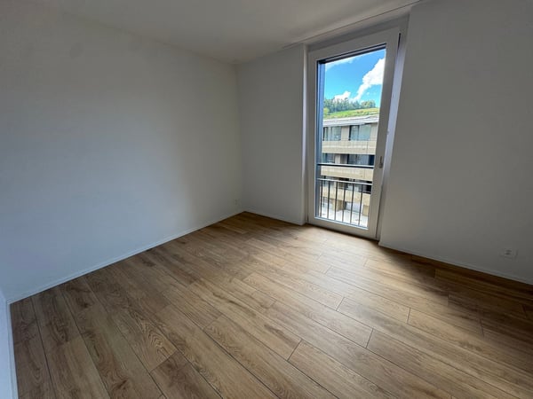 05697 - Appart. 3½ PCES - IMP. CHAMP-RIOND 24 - MATRAN 4