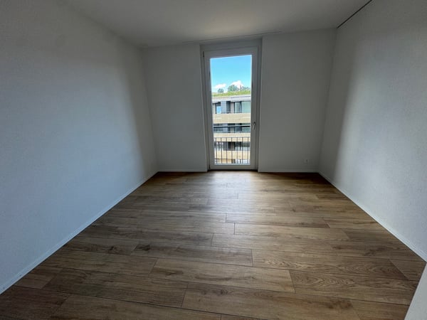 05689 - Appart. 2½ PCES - IMP. CHAMP-RIOND 22 - MATRAN 4