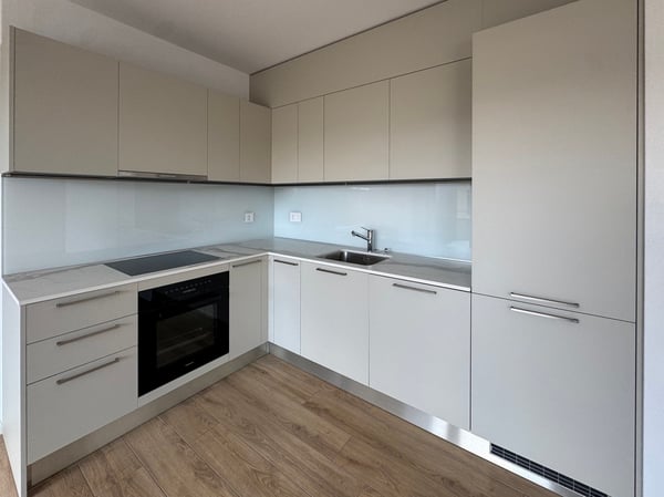 05654 - Appart. 2½ PCES - IMP. CHAMP-RIOND 18 - MATRAN 6