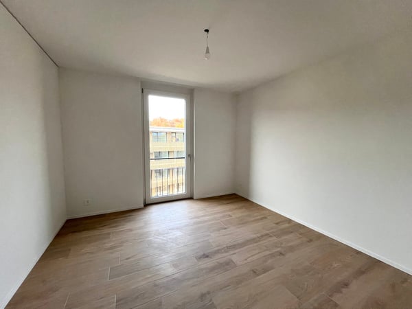05654 - Appart. 2½ PCES - IMP. CHAMP-RIOND 18 - MATRAN 4